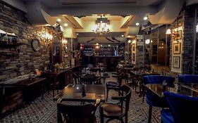 Taksim Pera Center Hotel